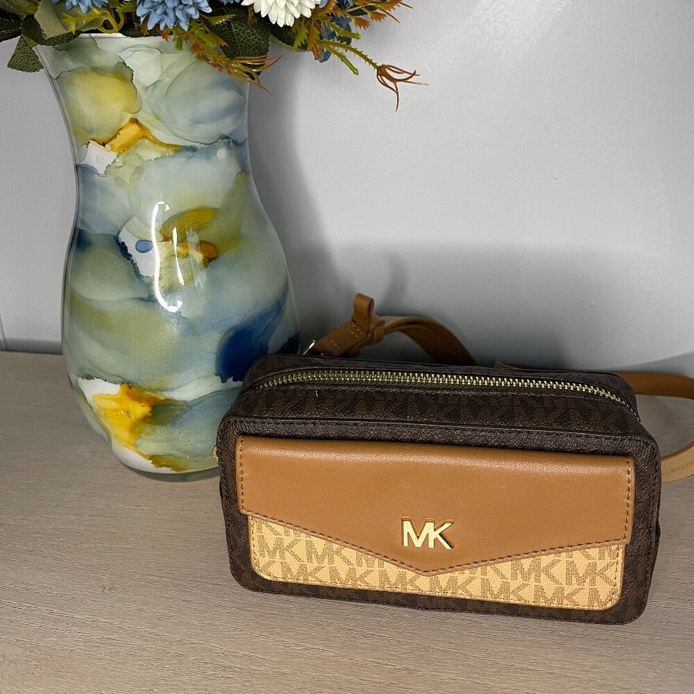 Michael Kors Blet Bag/ Bumbag